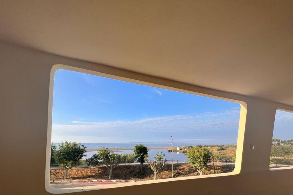 3Apartamento De Tres Habitaciones Empuriabrava Eksteriør bilde