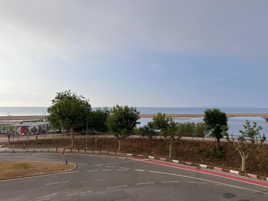 3Apartamento De Tres Habitaciones Empuriabrava Eksteriør bilde